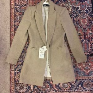 Trendy Zara blazer- wool blend